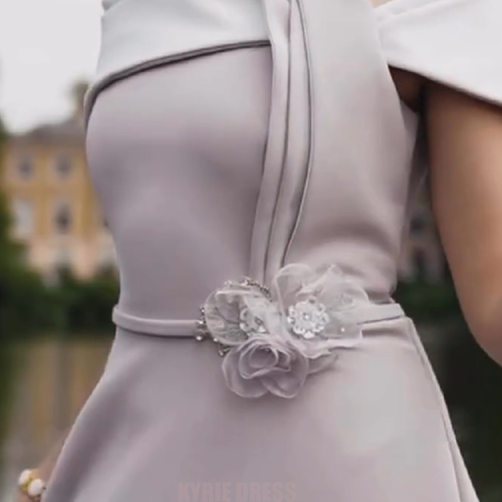 Elegant Mother of The Bride Dr - огляд і ціна Elegant Satin Evening Gown Split